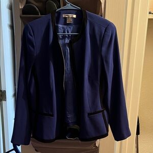 Elegant Women's Blue Blazer with Black Accents